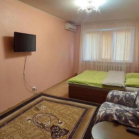 Nice Apartment Κίεβο Εξωτερικό φωτογραφία